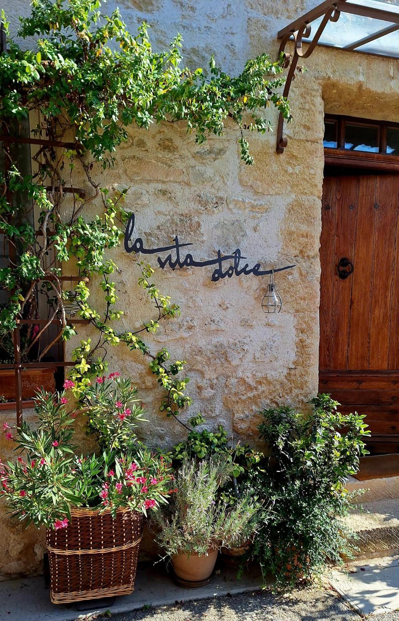 La Vita Dolce, Luberon Grambois Kültér fotó